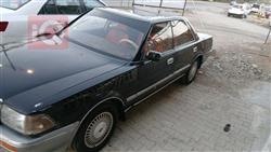 تۆیۆتا کراون